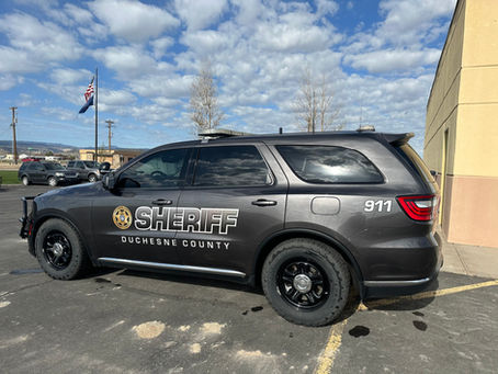A man gets pulled over for reckless driving, pretends to be his twin brother.