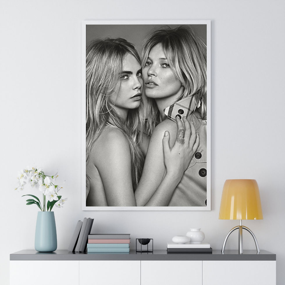 Miniature : Kate Moss and Cara Delevingne, Models, Fashion Designer, Wall Decor, Kate Moss