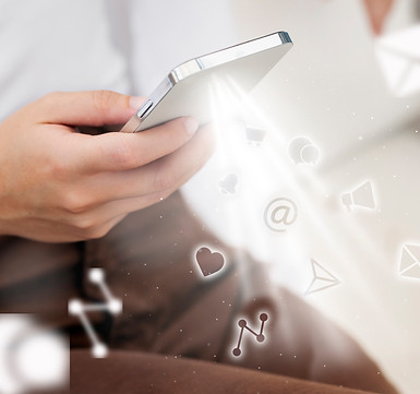 social-media-marketing-concept-marketing-with-applications.jpg