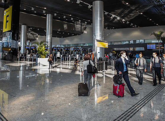 aeroportoPessoas-min.png