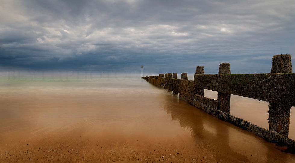 Enveloping by Gary Moffat -Highly Commended Colour Print