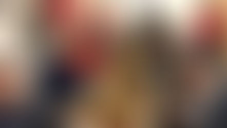 FC Domstadt Seniorenkader freut sich über Burger zur Mannschaftssitzung