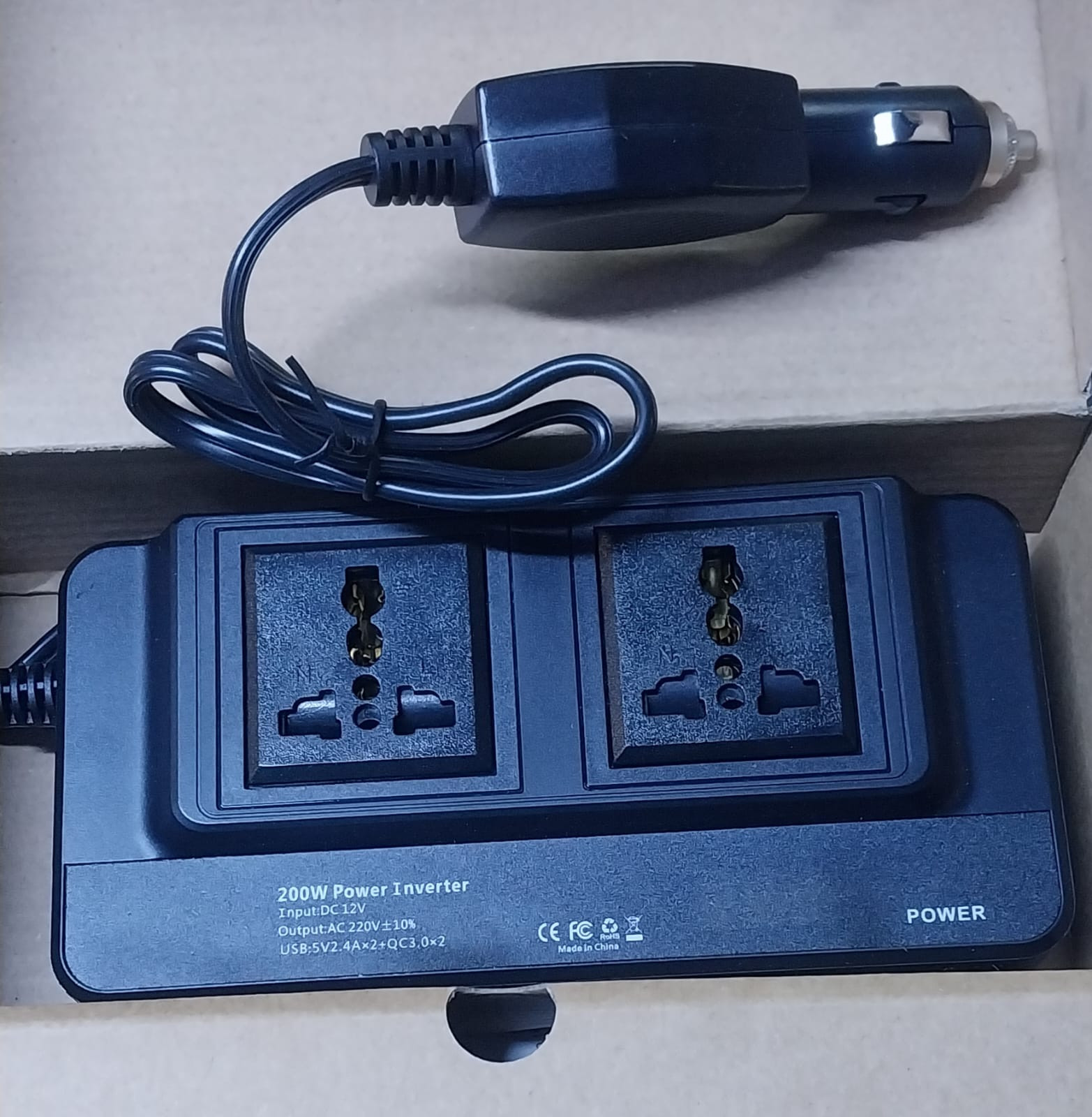 200W Car Power Inverter