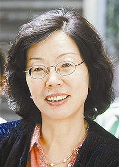 중국 현대 시인 수팅(舒婷)