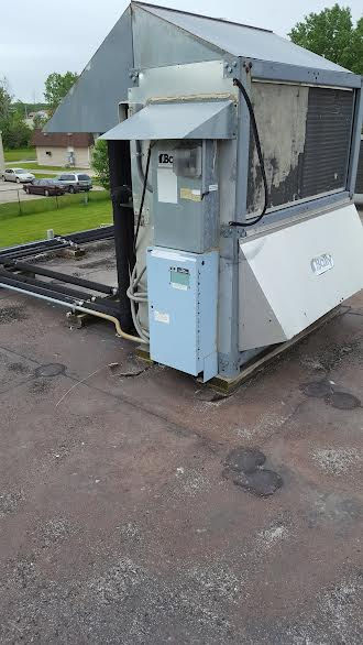 old roof top air conditioner