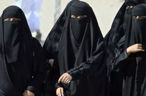 SUPREME COURT STRIKES DOWN TRIPLE TALAQ