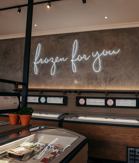 Convenient food options at The Avenues Centre in Hilton