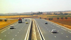 Transport routier :
l'axe routier de Naâma classé parmi les meilleurs en Algérie