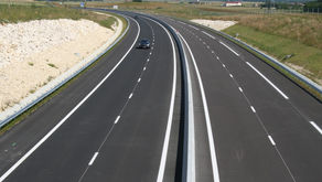 Transport routier:
La Chine finance la construction d’une autoroute de 106 km au Sénégal