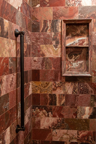 Red Onyx | Sabine Hill