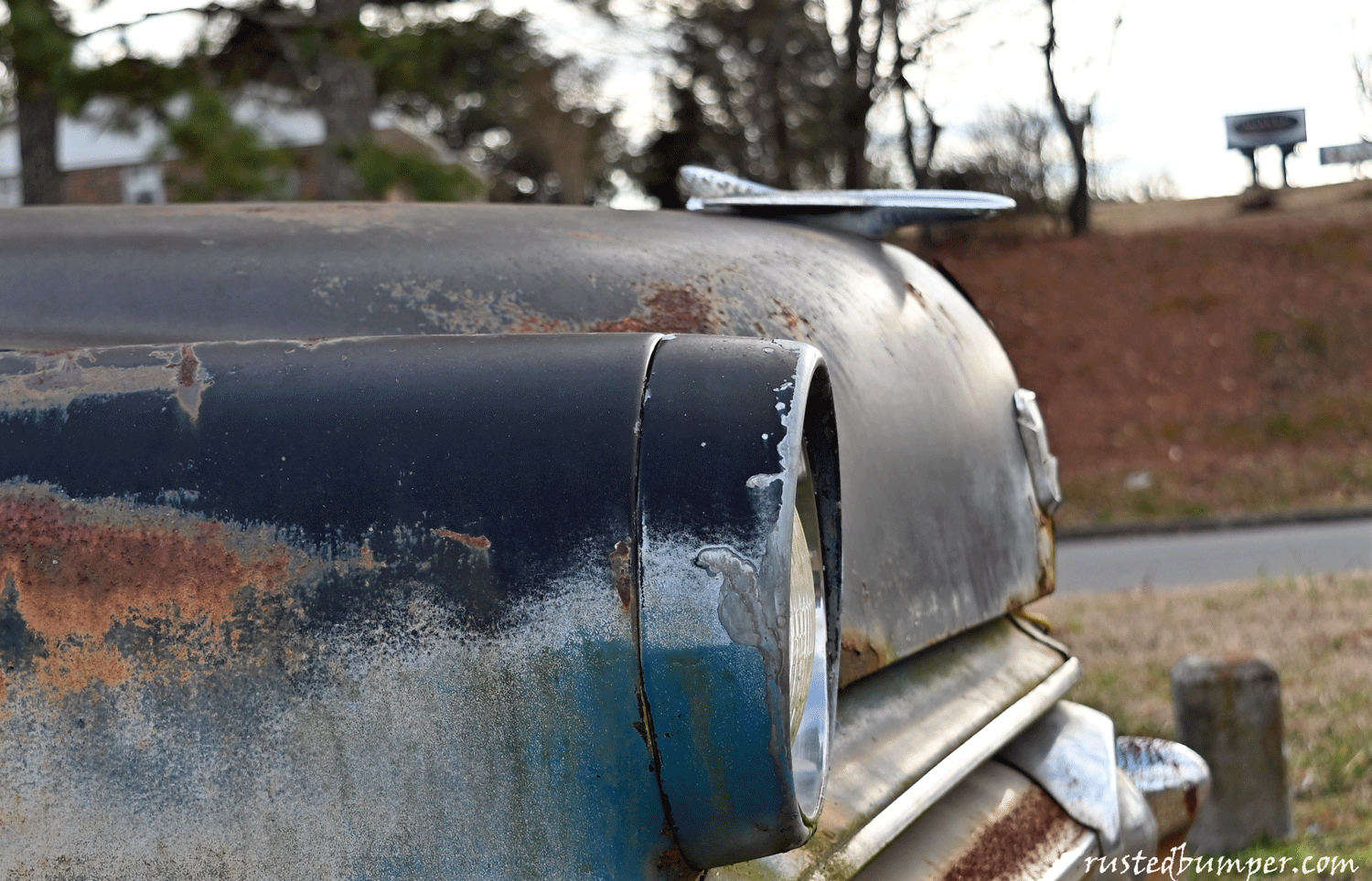 1954-Ford-Mainline-2D-Side-Hood.gif