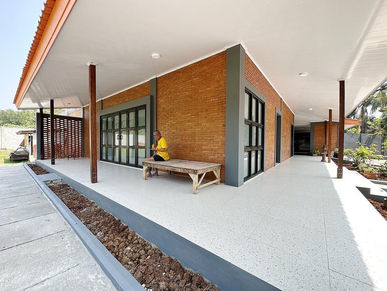 Rumah Bertumbuh