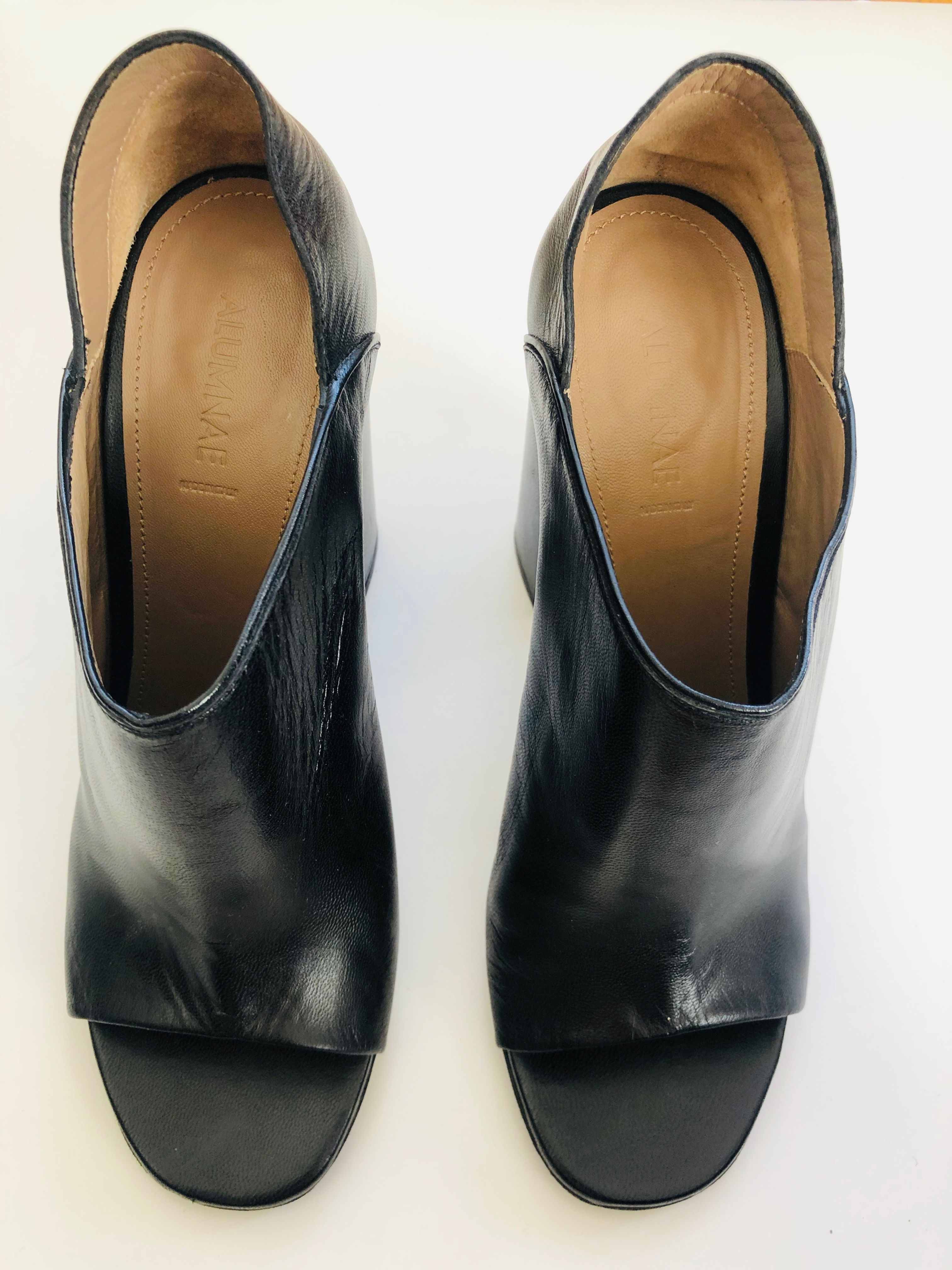 Alumnae Block Heel Mules Size 11