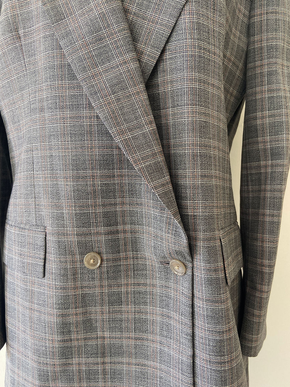 Thumbnail: Paul Smith Suit Size Sample 2-4