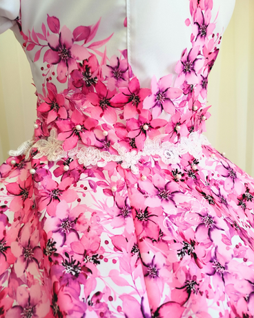 Vestidos de novia de cueca confeccionados en Chile, diseños exclusivos para novias huasas, matrimonios campestres y celebraciones folclóricas con elegancia y tradición.