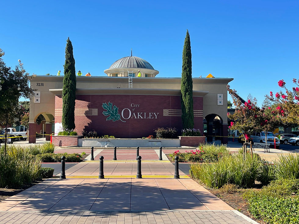 Oakley.jpg