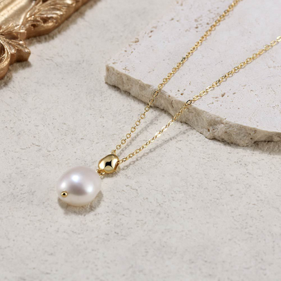 Necklace image