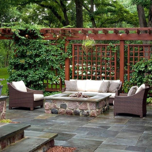 Minimalist-Backyard-Patio