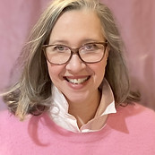 Diane Vallere Author Image