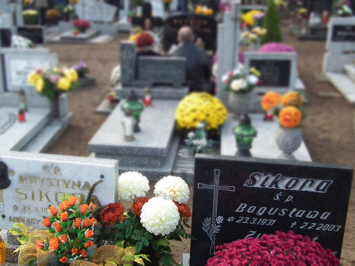 Zaświat, Artyleryjska, Wyszyńskiego, Ludwikowo. Ograbili nagrobki na tych cmentarzach...