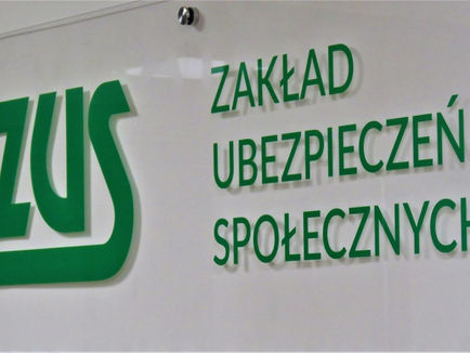 Uczniowie z Bydgoszczy i Torunia zajęli I i II miejsce w ogólnopolskim konkursie „Projekt z ZUS”
