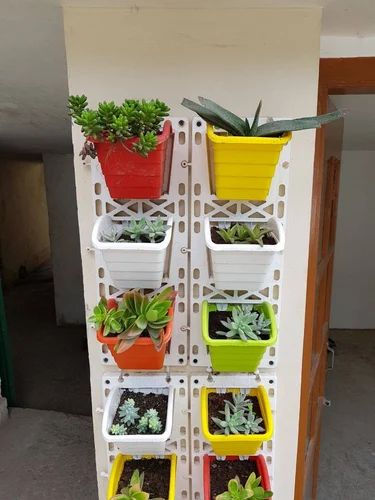 Garden's Need — SMALL VERTICAL PENAL SET (THREE POTS+ONE PENAL)