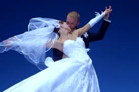 Wedding couple dancing 