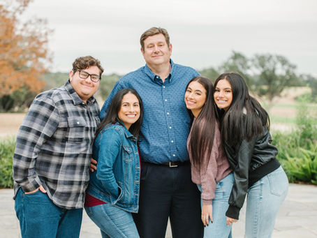 Dreamy December Family Photography Session