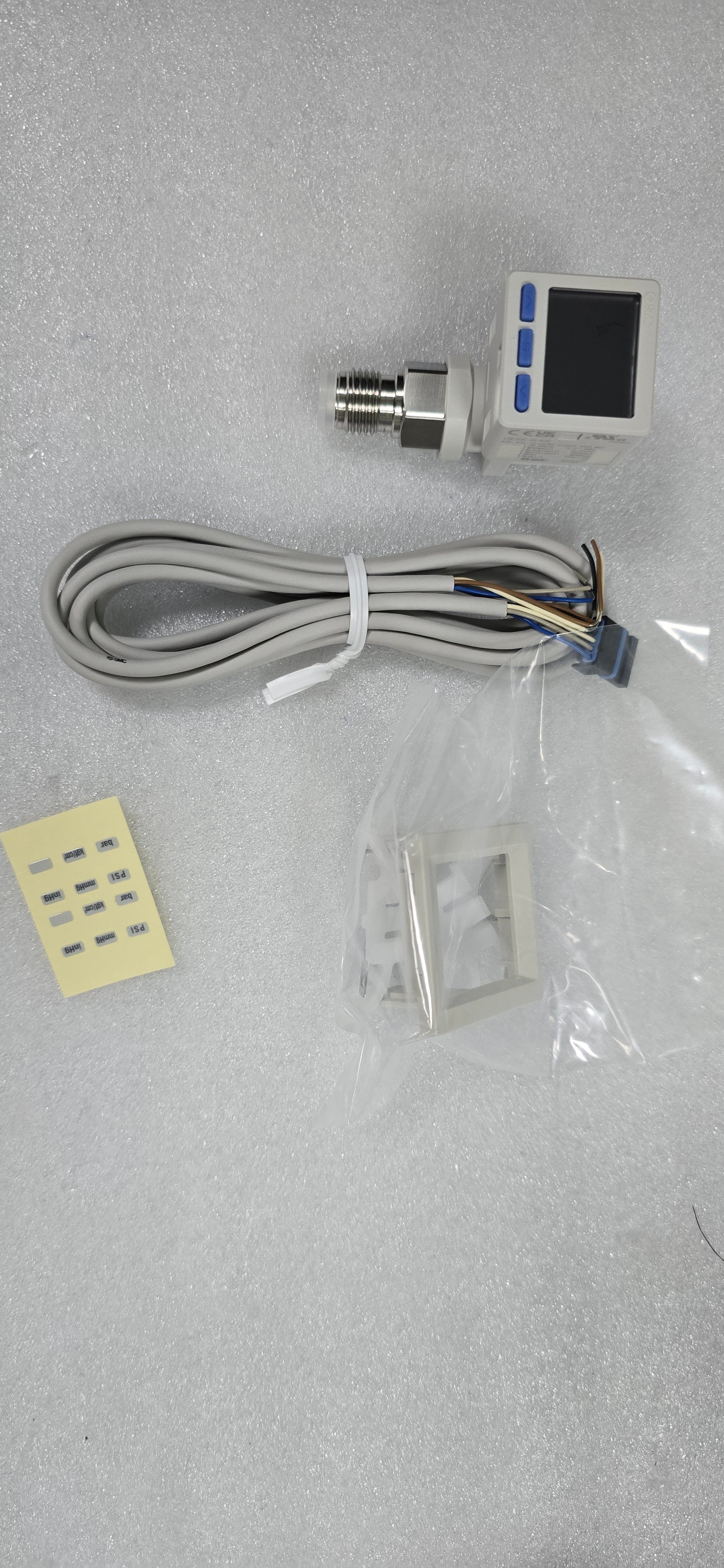 ISE20C-R-A2L-WE SMC高精度數位式壓力開關