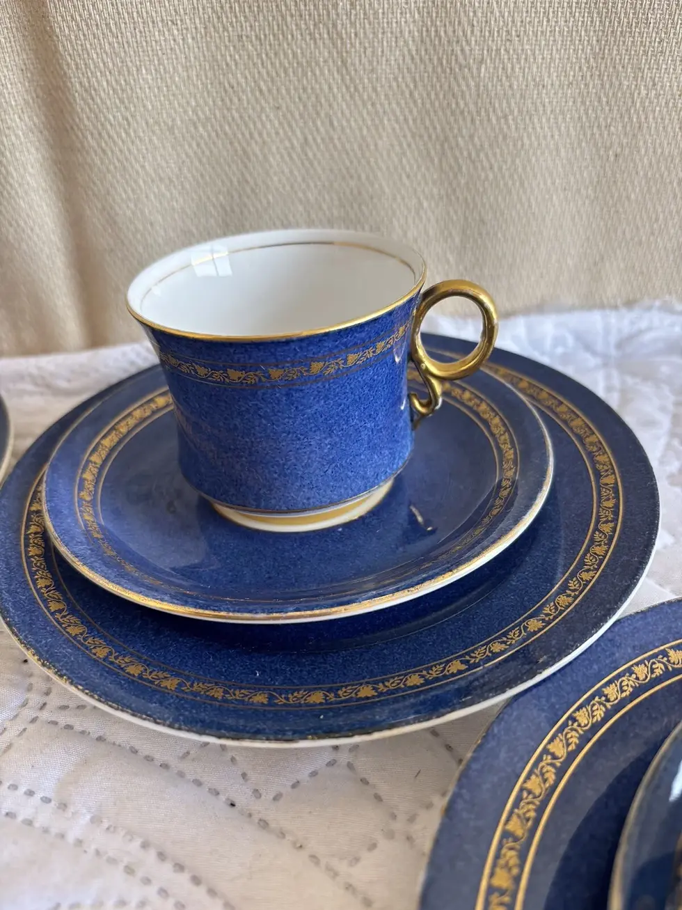 Thumbnail: 4 Sets of Trio teacup sets blue/gold