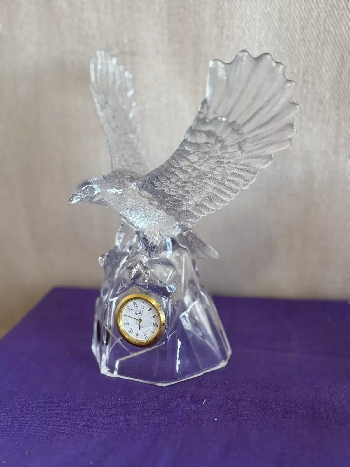 RCR Oneida Crystal Eagle Clock