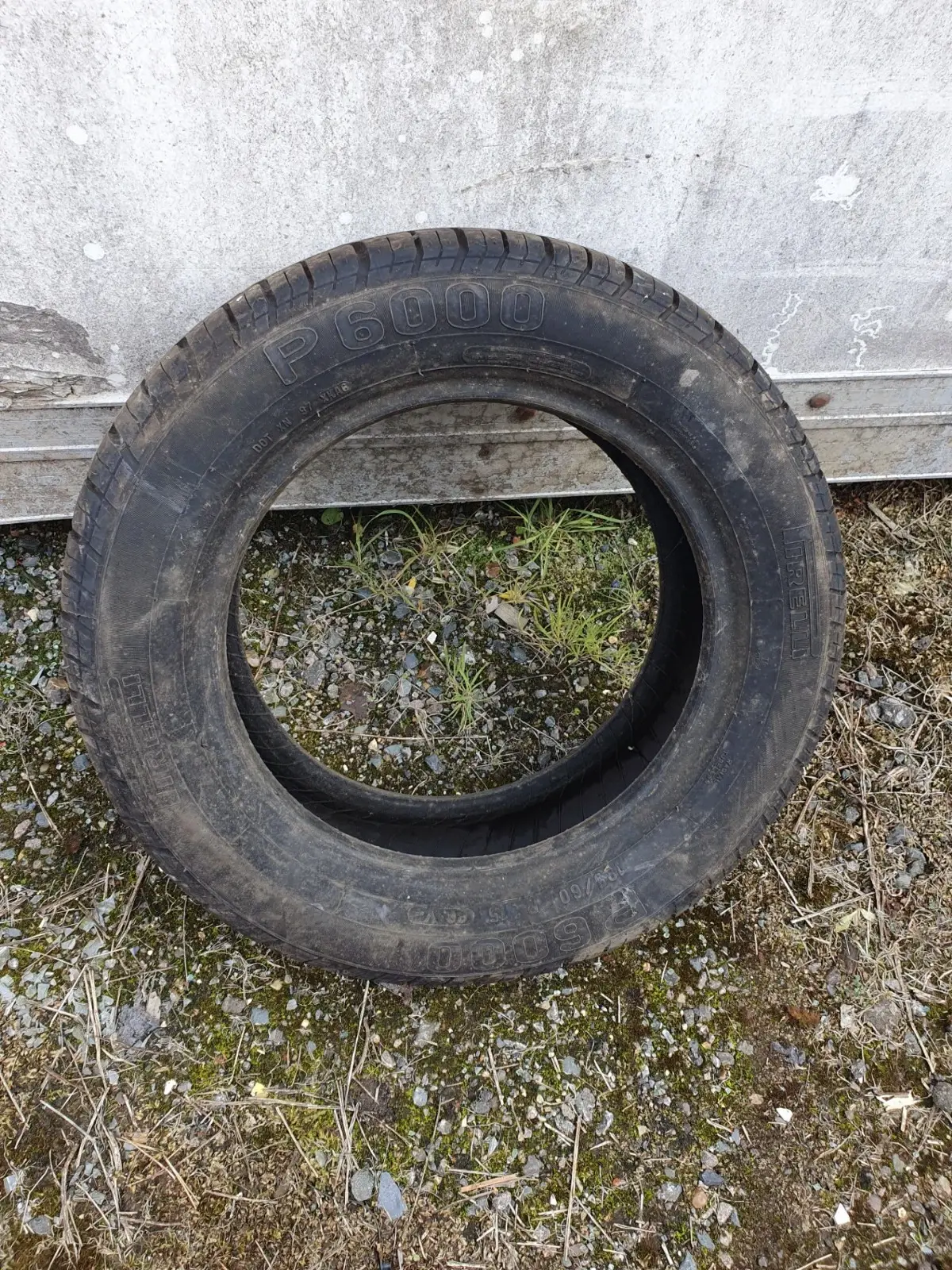 PIRELLI P6000 TYRE 195/60R15 88V
