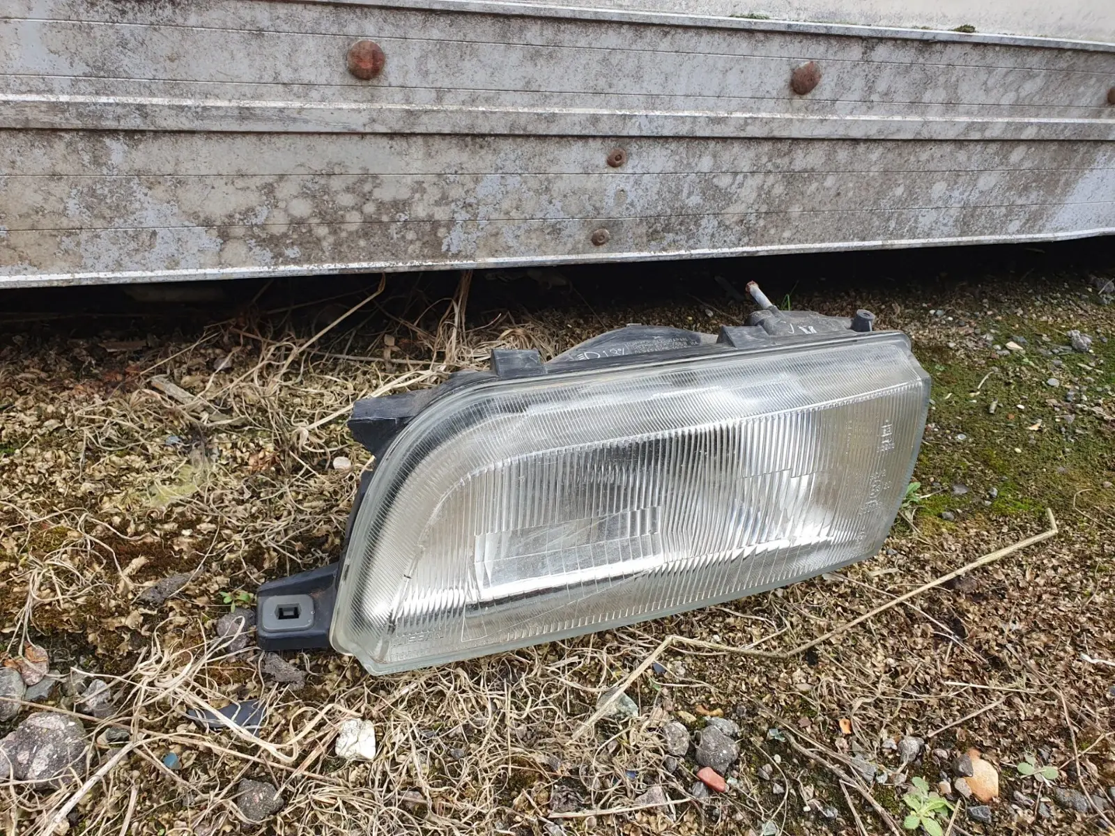 NISSAN PULSAR/ SUNNY (91-00) NS HEADLIGHT