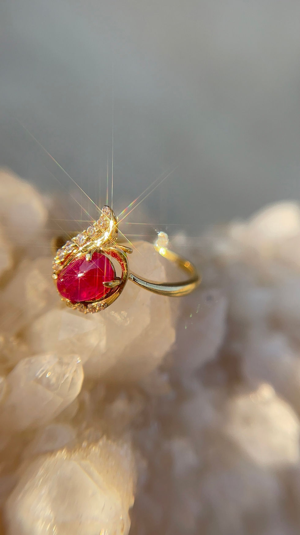 Miniatura: Nhẫn Thiên nga ôm  Ruby thiên nhiên đỏ huyết bồ câu , vàng 10k ms 04