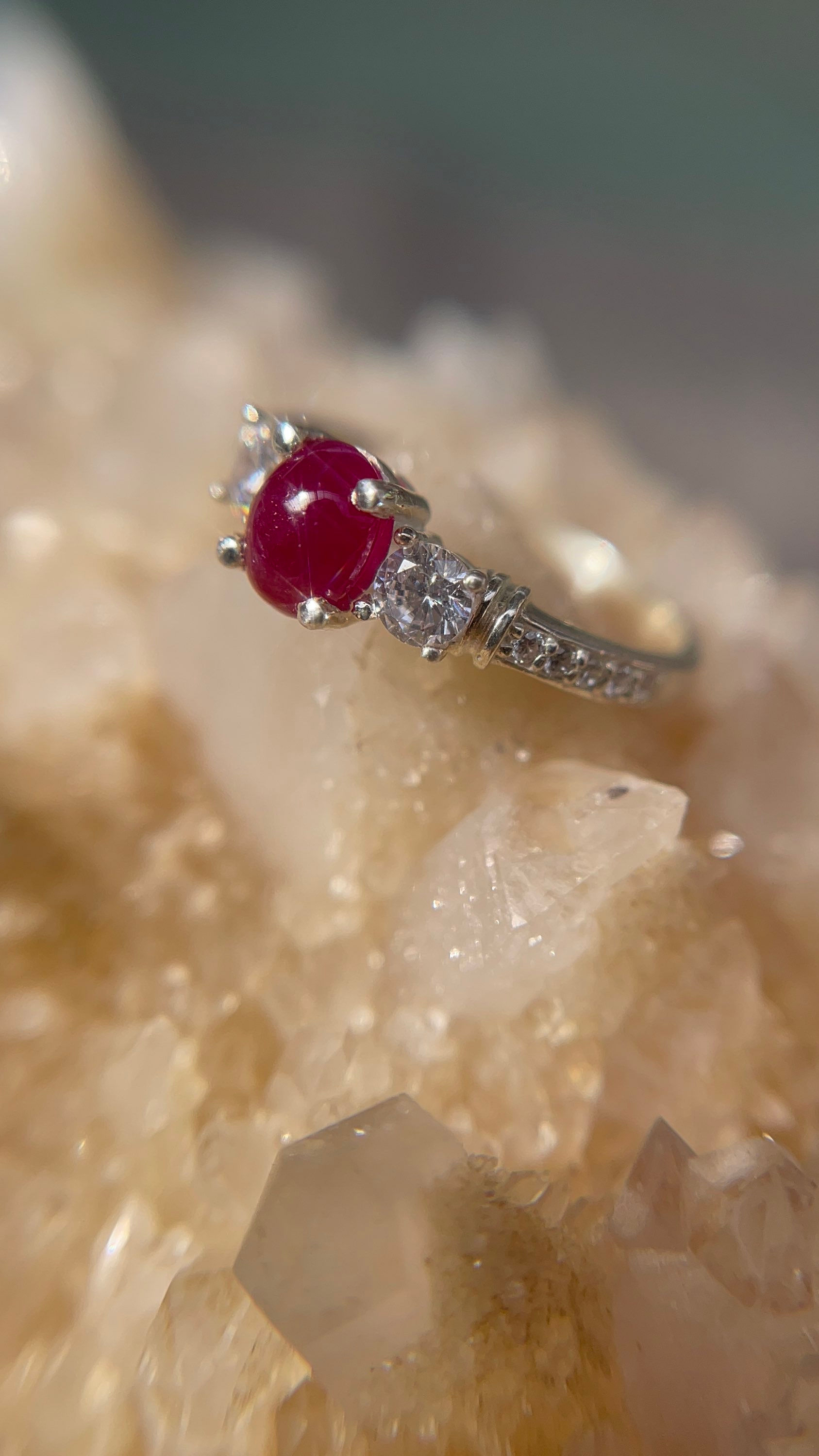 Nhẫn Ruby thiên nhiên đỏ huyết, bạc cao cấp ms 01