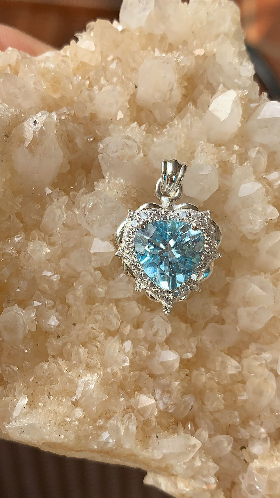 Miniatura: Mặt dây trái tim đá Topaz thiên nhiên . Bạc cao cấp 925 ms 01