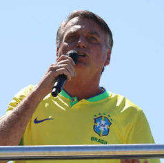 “Perseguição sem fim”, diz Bolsonaro sobre decisão de Moraes