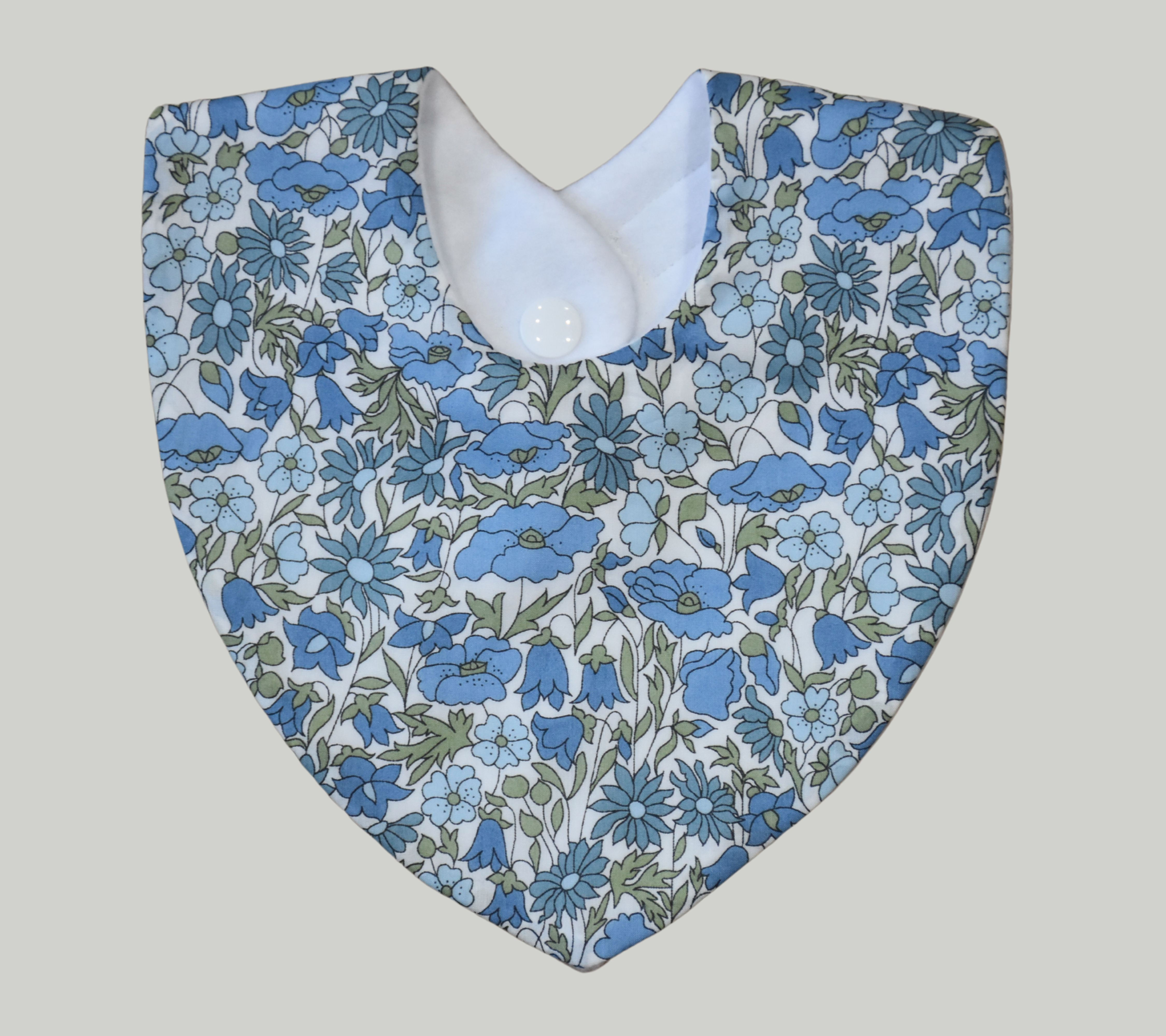Poppy & Daisy - Blue Pointed Bib