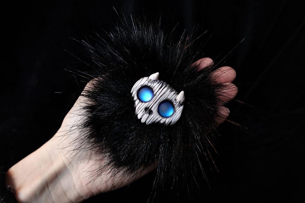 Thumbnail: Whisper Spook – Shadowborn Bag Charm / Companion