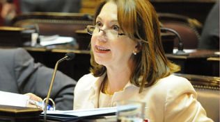 Sonia Escudero y un retorno posible por los flojos aspirantes del P.J.