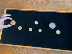 De rares pièces de monnaie centenaires adjugées 14,8 millions d'euros au Danemark : une vente historique