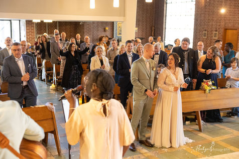 Trauung in der St.Pinus Kirche /Fokus Kirche in Mönchengladbach

& Feier im Stahlhaus Eventlocation in Krefeld