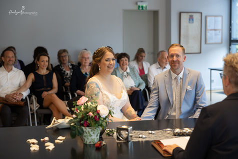 Standesamtliche Hochzeit in Bargteheide und

Feier im Café Uppen Barg in Duvensee