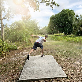 Gordy%20Hole%203%20tee%20off_edited.jpg