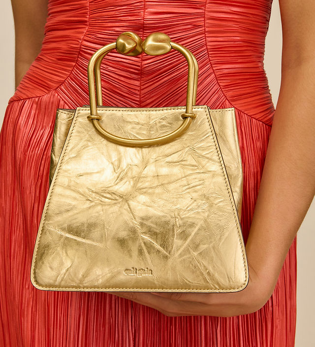 Fashion And Lifestyle | Julian Gold