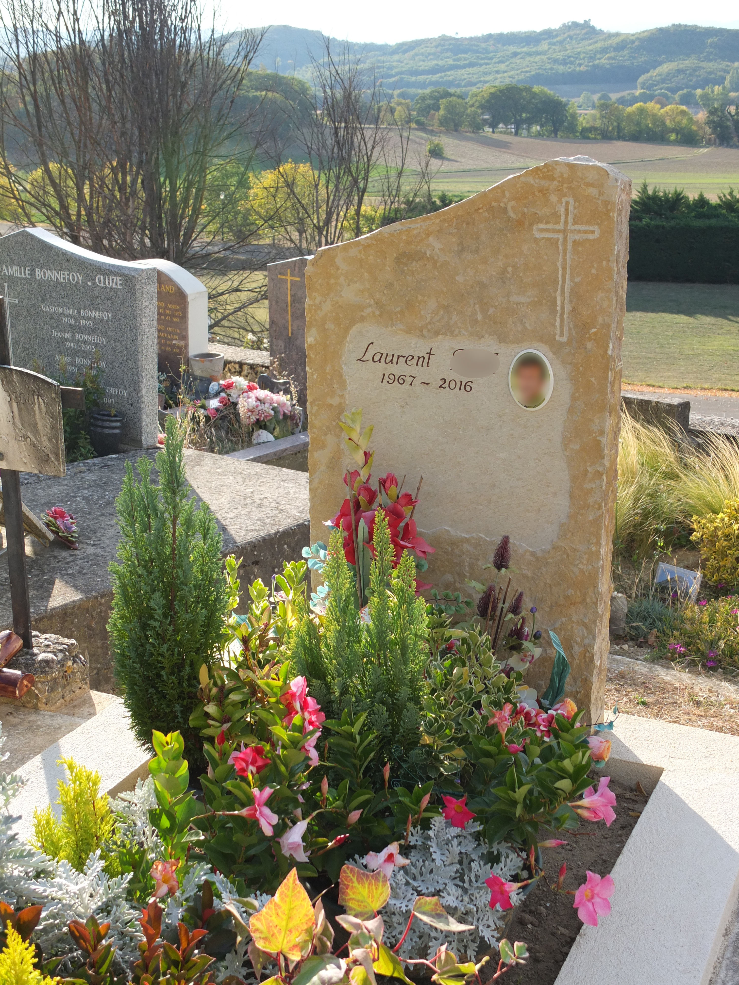 Stèle en pierre de Molay