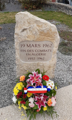 Stèle en calcaire de Molay