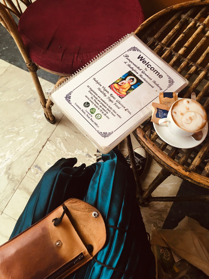 Pumpernickel Rishikesh cafe The Coffee Giraffe TCG koffie cafe India travel barista koffie