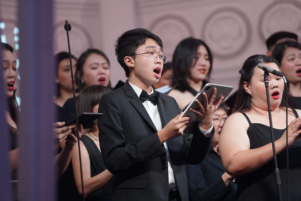 Ron sings at CHIJMES hall under the baton of Sanders Lau (Hong Kong)