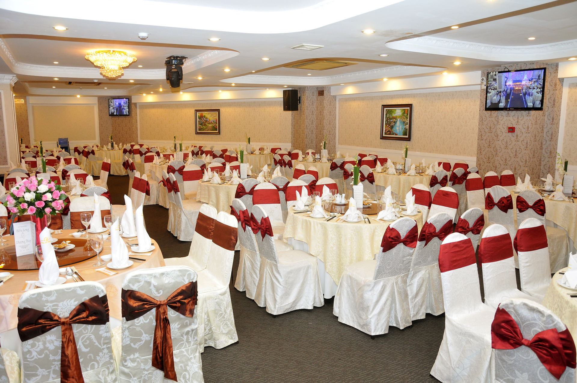 Sảnh tiệc Thượng Uyển
